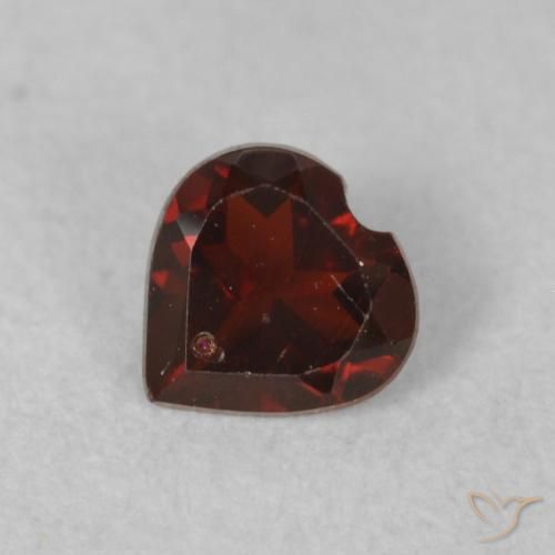 0.56ct Natural Vermelho escuro Granada Piropo, Coração, VS