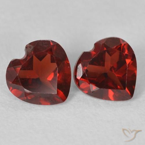 Pedras preciosas de Granada Piropo Vermelho escuro natural de 1.02 ct, Coração, VVS-VS