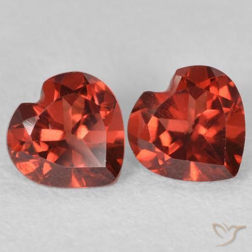 Pedras preciosas de Granada Piropo vermelho médio natural de 1.07 ct, Coração, VS