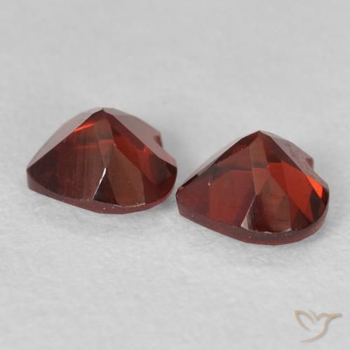 Pedras preciosas de Granada Piropo vermelho médio natural de 1.12 ct, Coração, VVS-VS