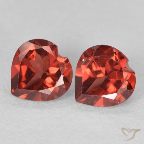 1.26ctw Natural Vermelho brilhante Granada Piropo, Coração, VS