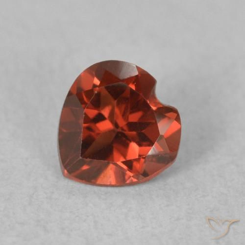 0.55ct Natural Vermelho escuro Granada Piropo, Coração, VVS-VS