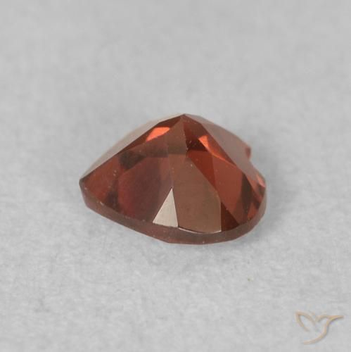 Granada Piropo Vermelho escuro Natural 0.55ct, Coração, VVS-VS