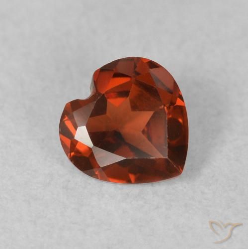 Granada Piropo Medium Dark-Red Natural 0.55ct, Coração, VVS-VS
