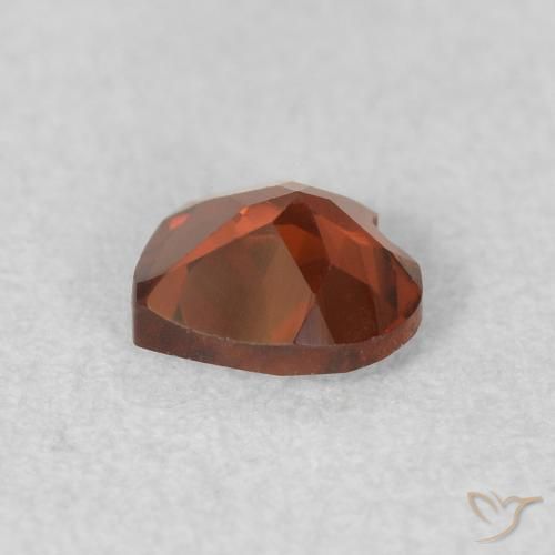 Granada Piropo Medium Dark-Red Natural 0.55ct, Coração, VVS-VS