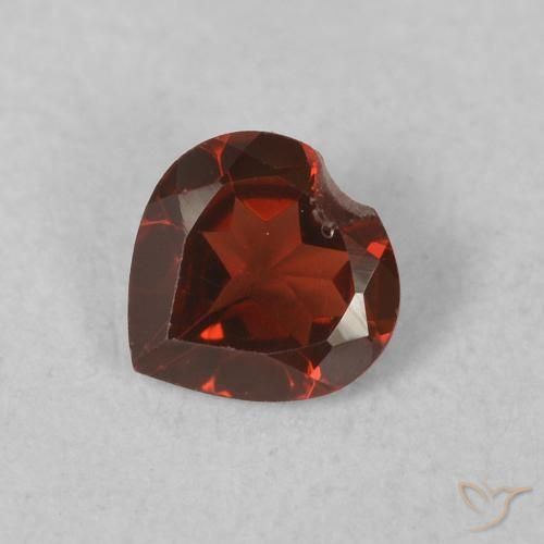 0.50ct Natural vermelho médio Granada Piropo, Coração, VVS-VS