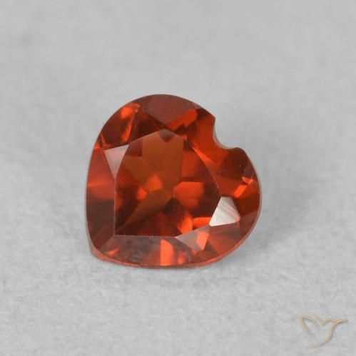 0.54ct Natural Vermelho escuro Granada Piropo, Coração, VVS-VS