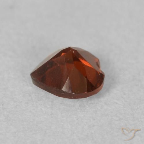 Granada Piropo Vermelho escuro Natural 0.54ct, Coração, VVS-VS