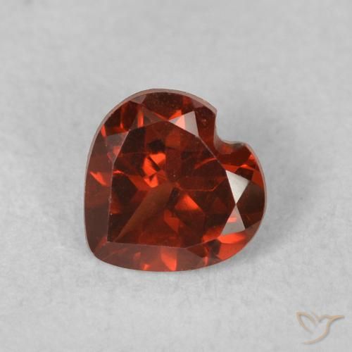 0.55ct Natural vermelho médio Granada Piropo, Coração, VVS-VS