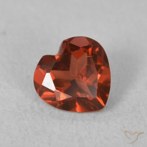 Granada Piropo Vermelho Carmesim Profundo Natural 0.60ct, Coração, VVS-VS