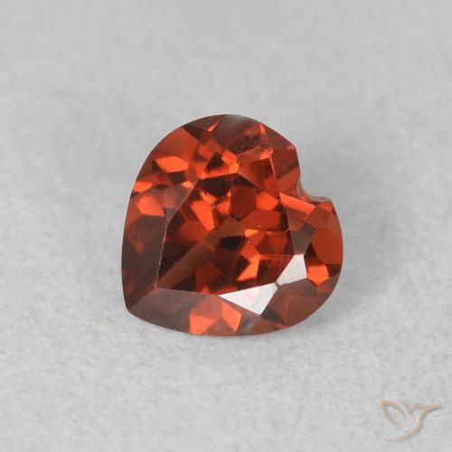 0.59ct Natural vermelho médio Granada Piropo, Coração, VS