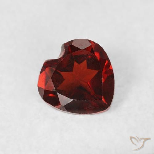 Granada Piropo vermelho médio Natural 0.47ct, Coração, VS