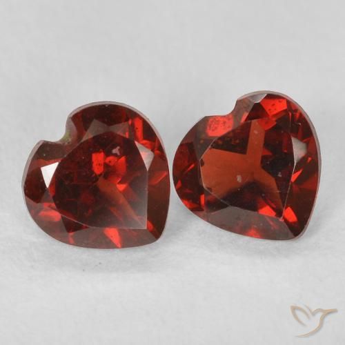 Pedras preciosas de Granada Piropo vermelho médio natural de 1.07 ct, Coração, VS