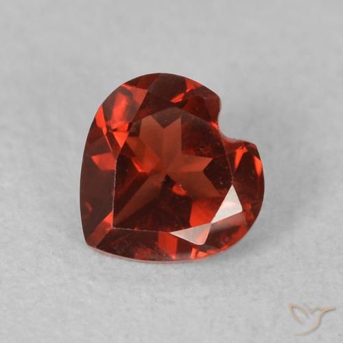 0.61ct Natural Vermelho brilhante Granada Piropo, Coração, VS