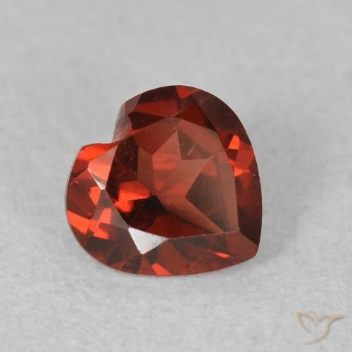 Granada Piropo Vermelho brilhante Natural 0.61ct, Coração, VS
