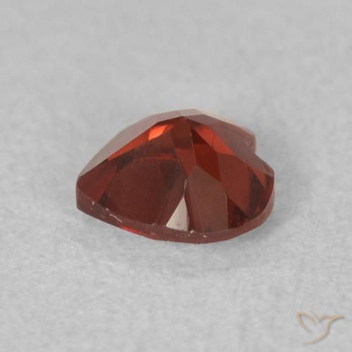 Granada Piropo Vermelho brilhante Natural 0.61ct, Coração, VS