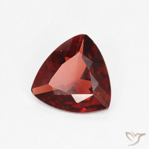 Granada Piropo Sangue vermelho Natural 0.67ct, Trilhão, VVS-VS