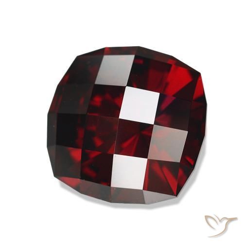 Granada Piropo Vermelho escuro Natural 4.67ct, Almofada, VVS