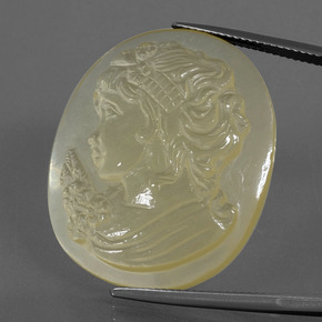 Quartzo amarelo natural 45,60ct, forma extravagante, transparente