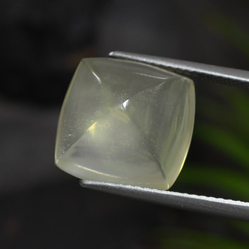 Quartzo verde natural 8,57ct, almofada cortada, transparente