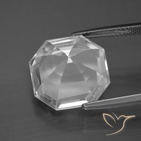 Quartzo Branco claro Natural 11.84ct, Corte Octógono / Esmeralda, VVS