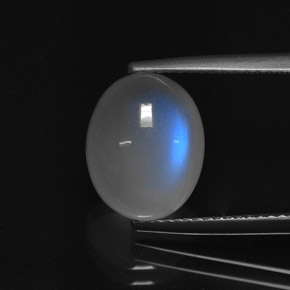 Pedra da Lua Arco-íris Branco azulado Natural 4.72ct, Corte Oval, Translúcido