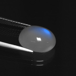 Pedra da Lua Arco-íris Branco azulado Natural 4.72ct, Corte Oval, Translúcido