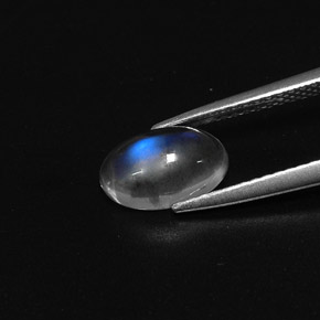 Pedra da lua arco-íris branco natural 1,50ct, corte oval, transparente