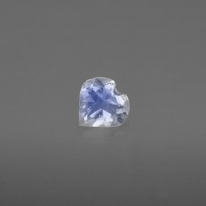 Pedra da lua arco-íris branco natural 0,29ct, formato de coração, transparente