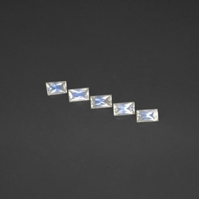 Pedras preciosas de Pedra da Lua Arco-íris Branco azulado natural de  ct, baguete, VS