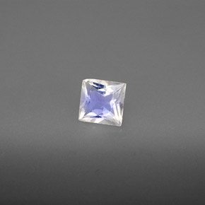 Pedra da lua arco-íris branco natural 0,57ct, quadrado, VS