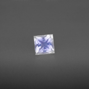 Pedra da lua arco-íris branco natural 0,62ct, quadrado, VS