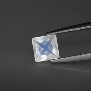 Pedra da lua arco-íris branco natural 0,49ct, quadrado, VS
