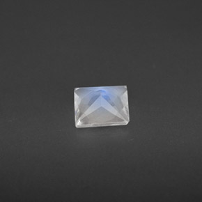 Pedra da lua arco-íris branco natural 0,49ct, quadrado, VS