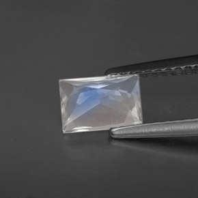Pedra da lua arco-íris branco natural 0,79ct, baguete, VS