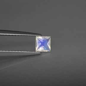 Pedra da lua arco-íris branco natural 0,30ct, quadrado, VS