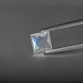 Pedra da Lua Arco-íris Branco azulado Natural 0.53ct, Quadrado, VS