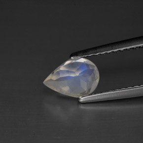 Pedra da lua arco-íris branco natural 0,77ct, formato de pêra, VS