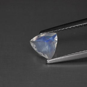 Pedra da lua arco-íris branco natural 0,50ct, trillion, VS