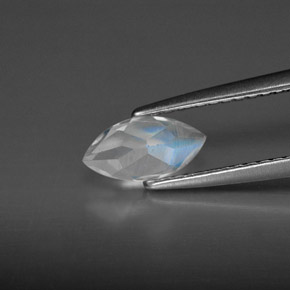 Pedra da lua arco-íris branco natural 0,59ct, transparente, transparente/translúcido