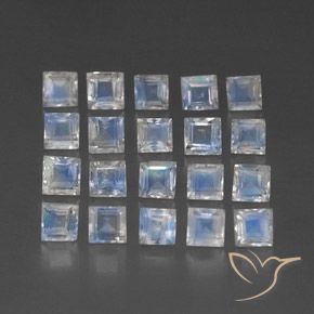 Pedras preciosas de Pedra da Lua Arco-Íris Branco azulado natural de 2.87 ct, Quadrado, Transparente/Translúcido