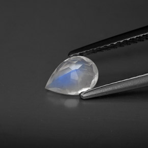 Pedra da lua arco-íris azul natural 0,52ct, transparente, transparente/translúcido