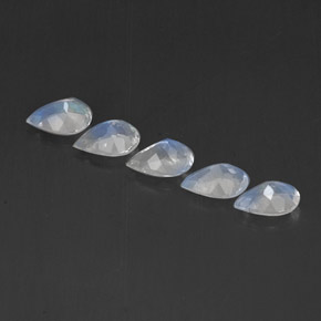 Pedras preciosas de Pedra da Lua Arco-íris Branco azulado natural de  ct, Transparente, Transparente/Translúcido