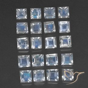Pedras preciosas de Pedra da Lua Arco-Íris Branco azulado natural de 2.77 ct, Quadrado, Transparente