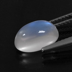Pedra da lua arco-íris branco natural 2,79ct, corte oval, transparente