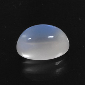 Pedra da lua arco-íris branco natural 2,75ct, corte oval, transparente