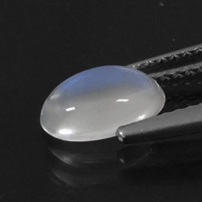 Pedra da lua arco-íris branco natural 1,09ct, corte oval, transparente