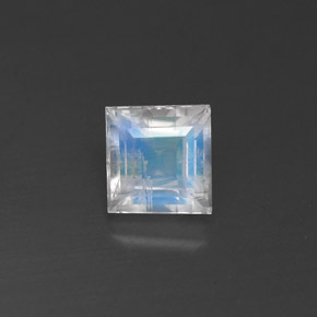 Pedra da lua arco-íris branco natural 0,77ct, quadrado, transparente