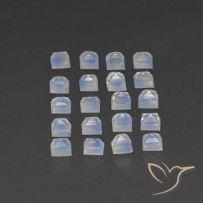 Pedras preciosas de Pedra da Lua Arco-Íris Branco azulado natural de 3.82 ct, Quadrado, Transparente