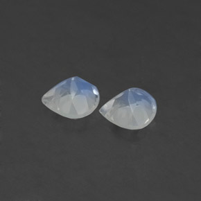 Pedras preciosas de pedra da lua arco-íris branco natural de  ct, formato de pêra, transparente